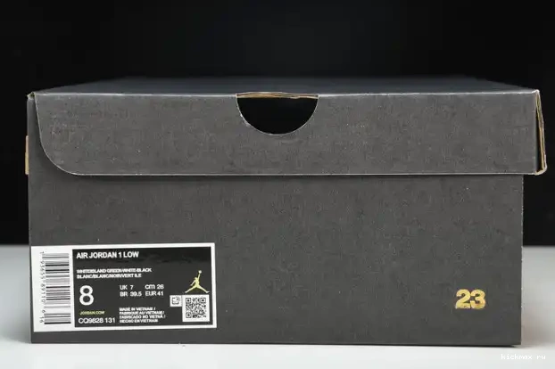 Rep Kickmax CQ9828-131 1 Air Jordan Low Green Island 0324